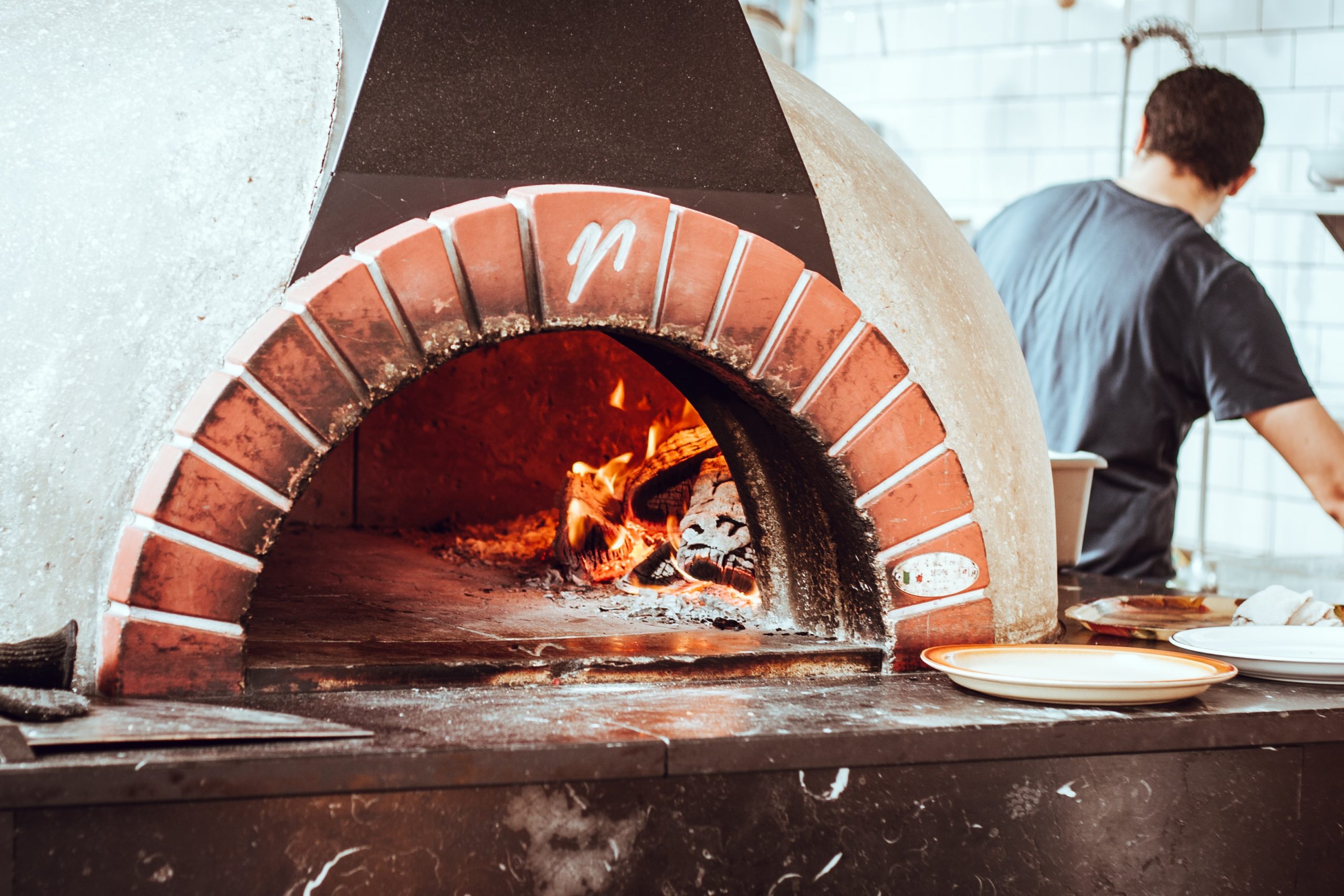 Les avantages d'un four à pizza électrique : performance et praticité 